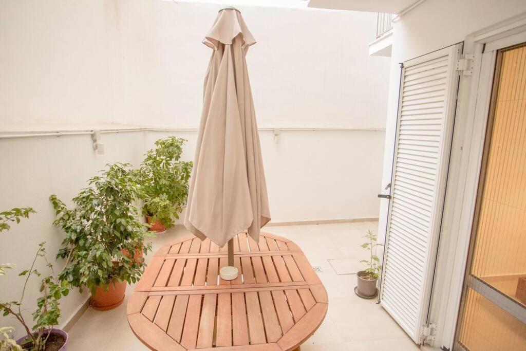 Appartamento 350M From Museum Of Acropolis A Cozy & Quiet House Atene Esterno foto