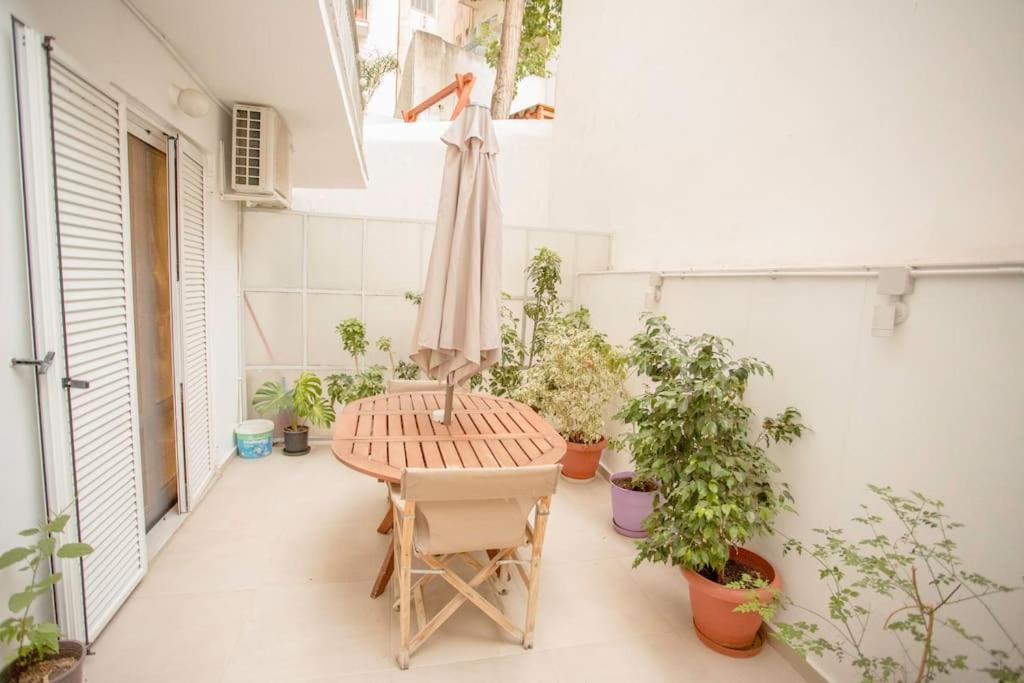 Appartamento 350M From Museum Of Acropolis A Cozy & Quiet House Atene Esterno foto